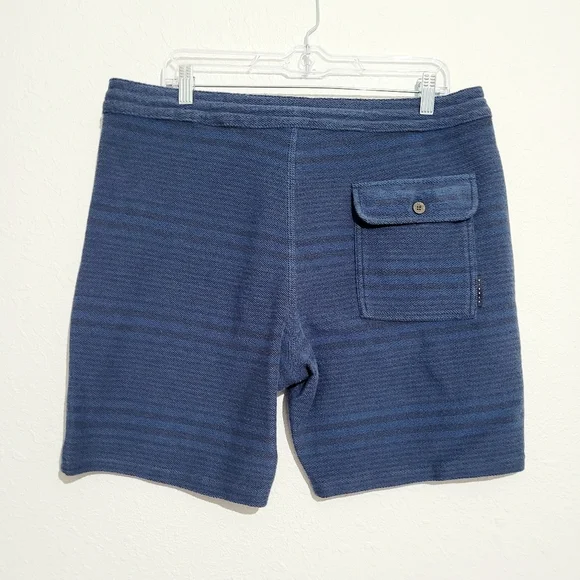 Vissla Sofa Surfer Short Trapper Men's Size XL Striped Board Short Beach Casual - Picture 2 of 11